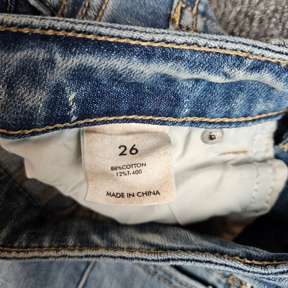 Buckle BKE Stella Relaxed Straight Jeans Women 26 Distressed Light Wash Mid Rise - Picture 3 of 11